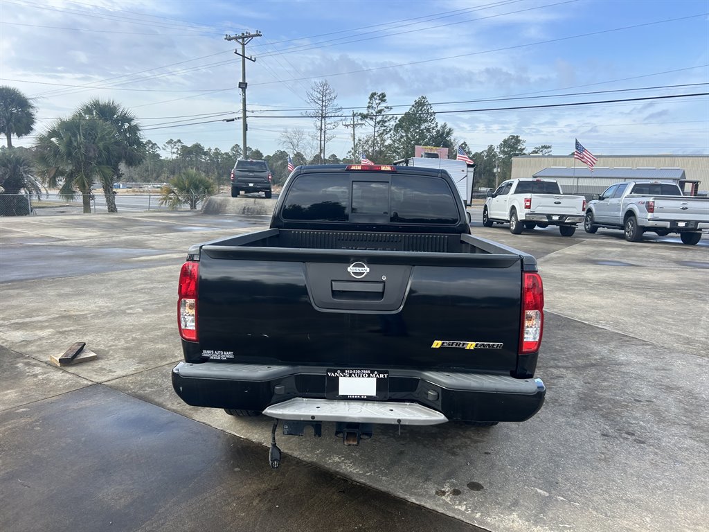 2018 Nissan Frontier Desert Runner photo