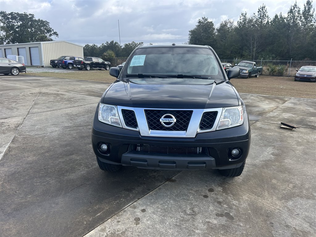 2018 Nissan Frontier Desert Runner photo