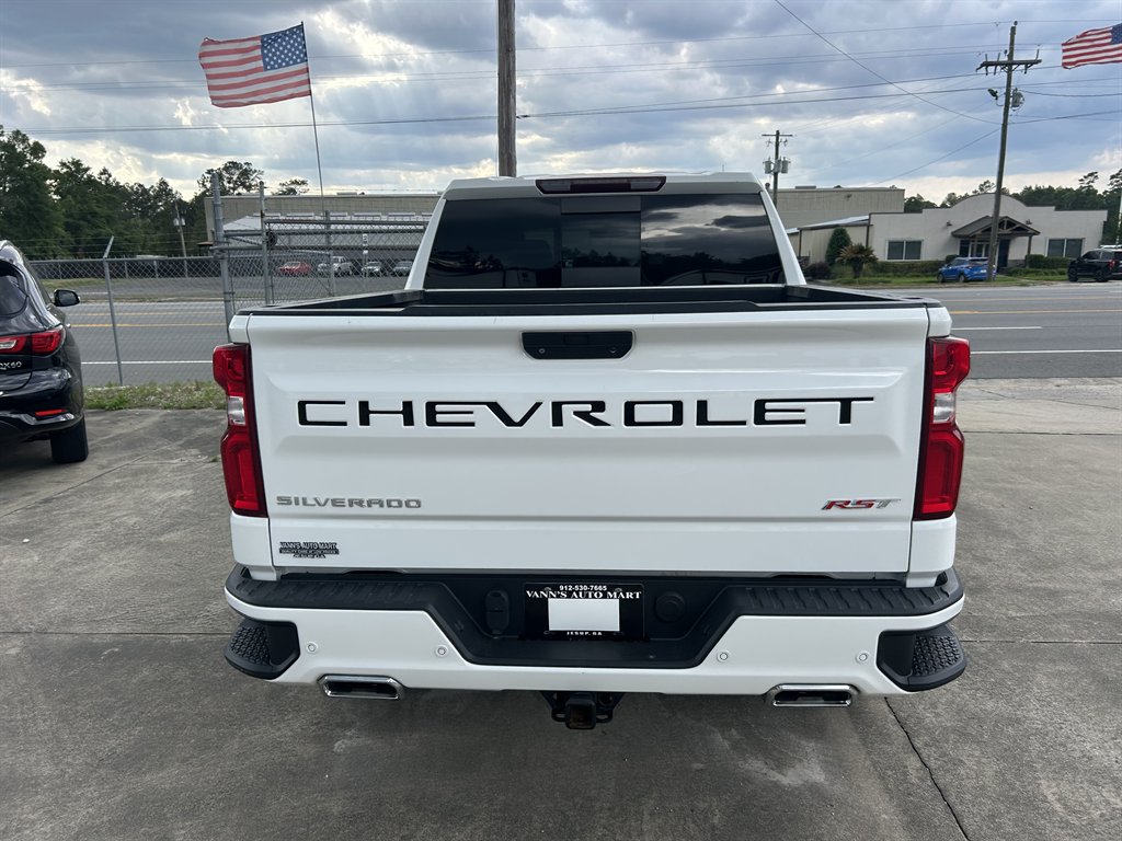 2020 Chevrolet Silverado 1500 RST photo