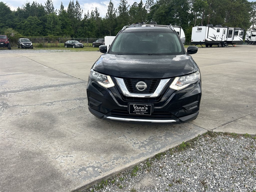 2018 Nissan Rogue SV photo