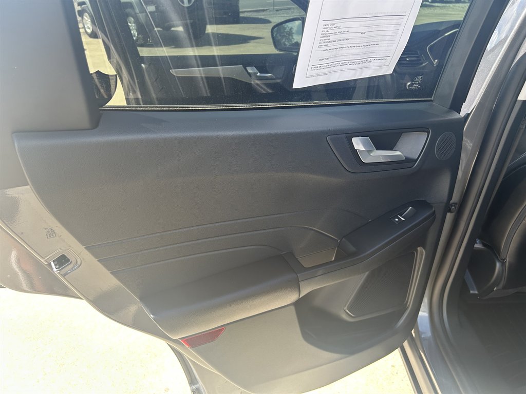 2022 Ford Escape - $16,995