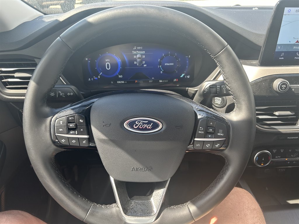2022 Ford Escape - $16,995