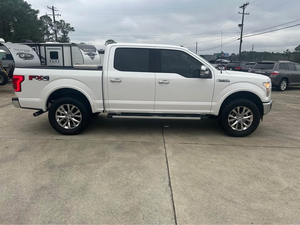 2017 Ford F-150 - $15,995