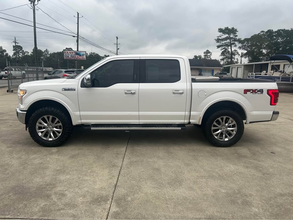 2017 Ford F-150 - $15,995