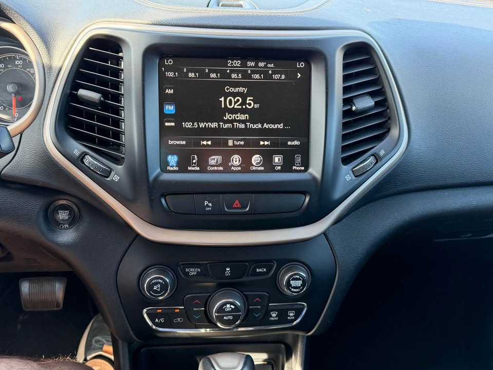 2018 Jeep Cherokee - $12,995