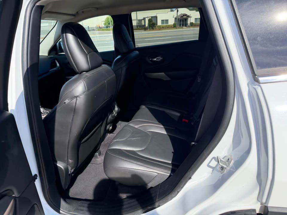 2018 Jeep Cherokee - $12,995
