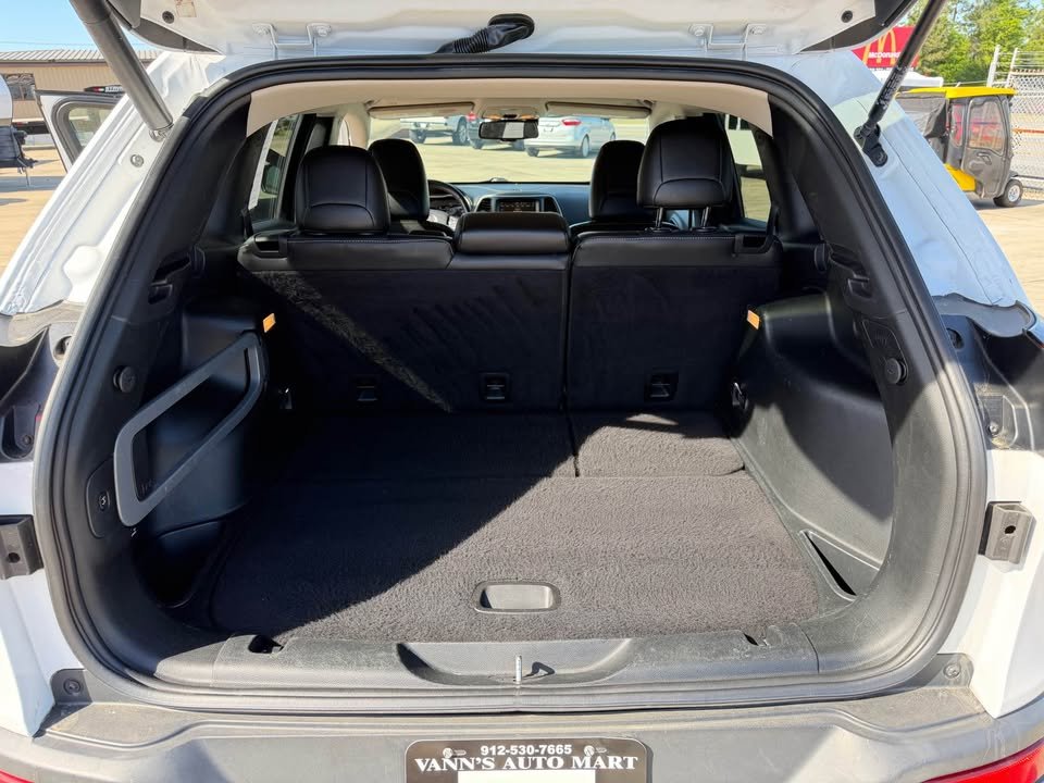 2018 Jeep Cherokee - $12,995