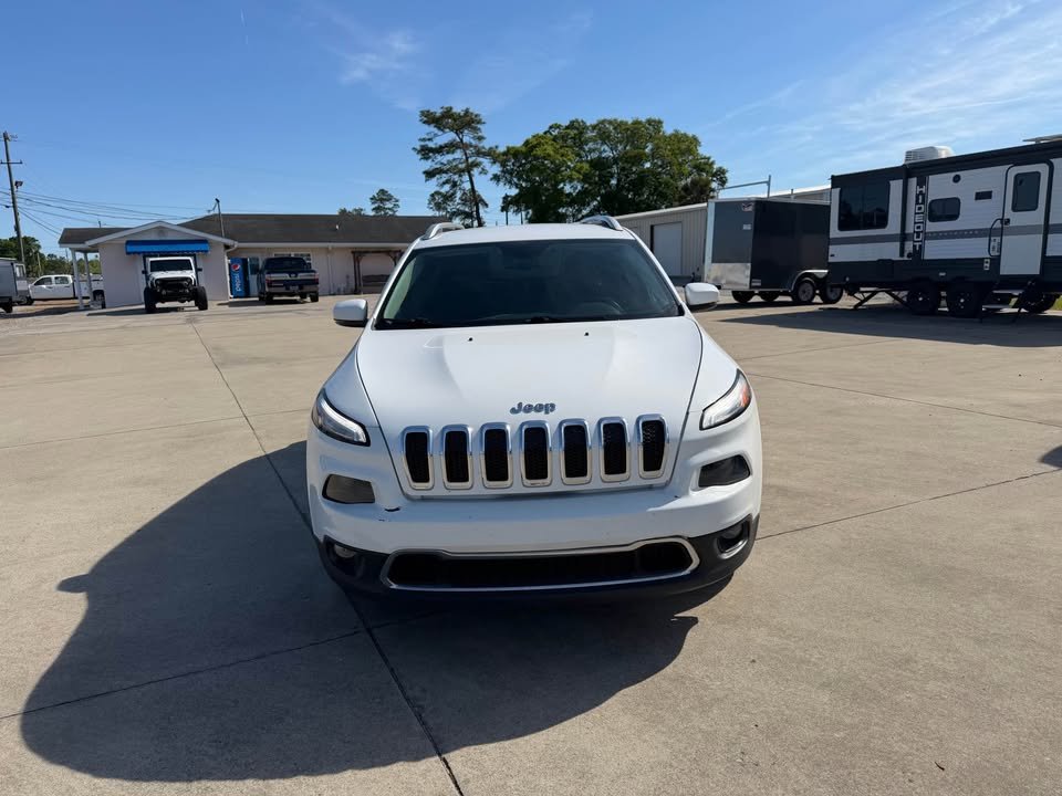 2018 Jeep Cherokee - $12,995