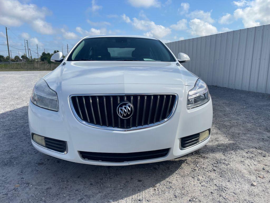 2012 Buick Regal photo