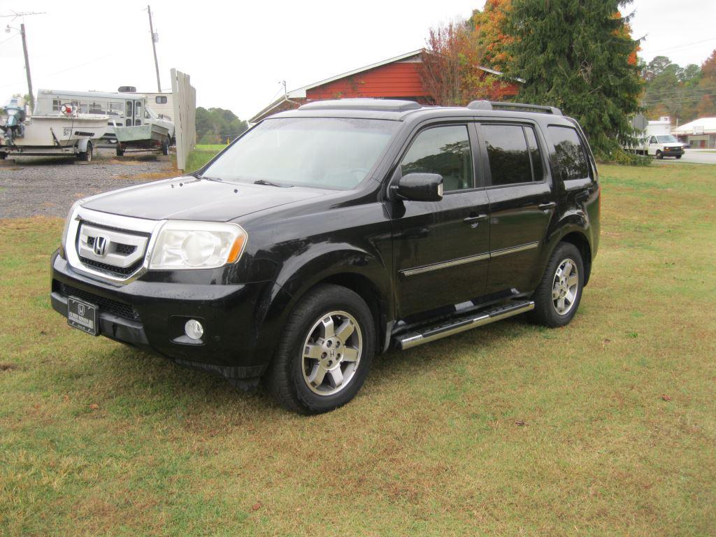 2010 Honda Pilot Touring photo