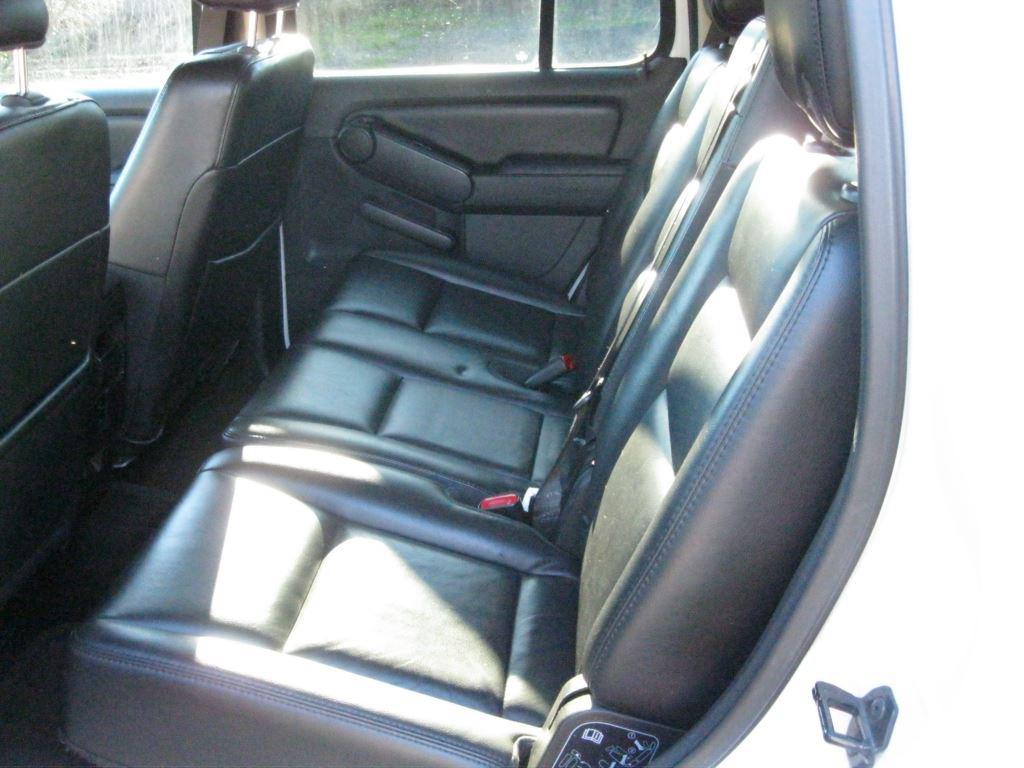 2010 Ford Explorer XLT photo