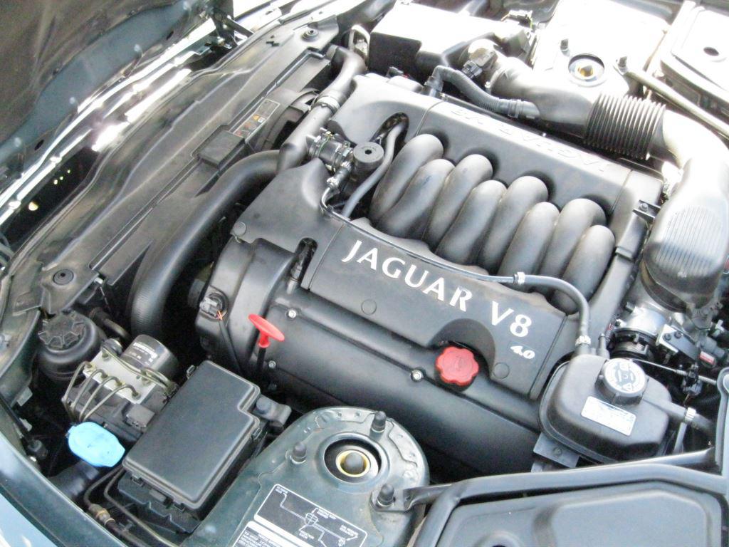 2002 Jaguar XK-Series XK8 photo