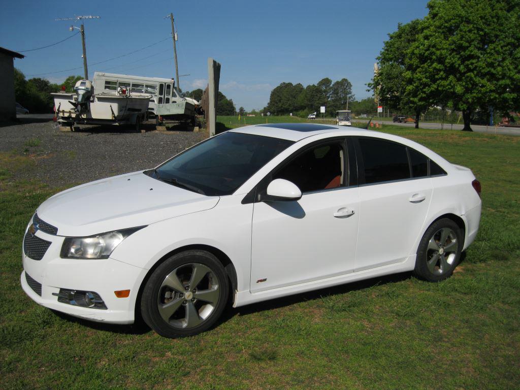 2011 Chevrolet Cruze LT photo