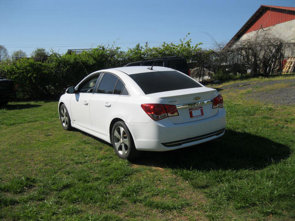2011 Chevrolet Cruze LT photo