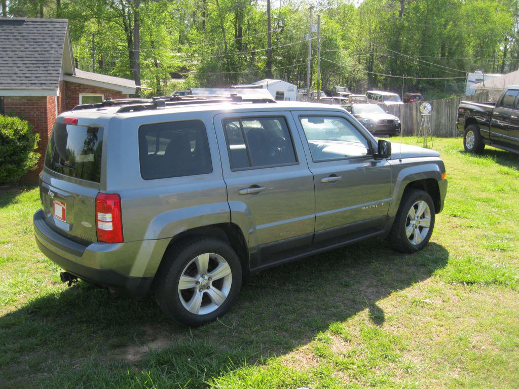 2013 Jeep Patriot Latitude photo