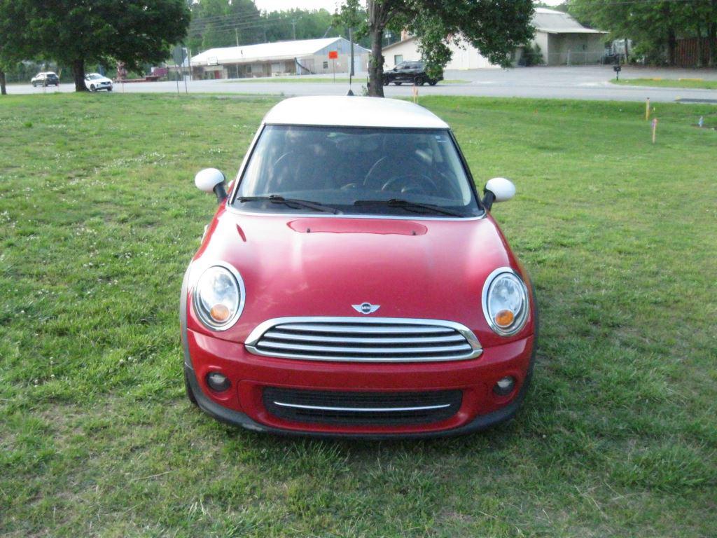 2012 MINI Cooper photo