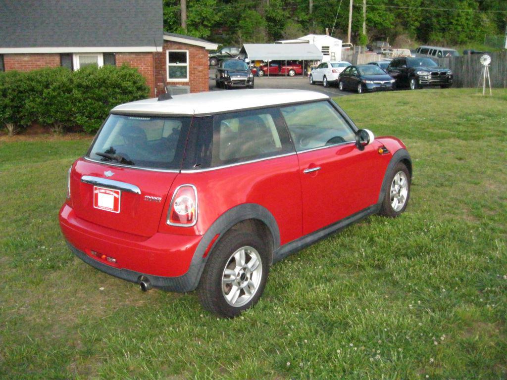 2012 MINI Cooper photo