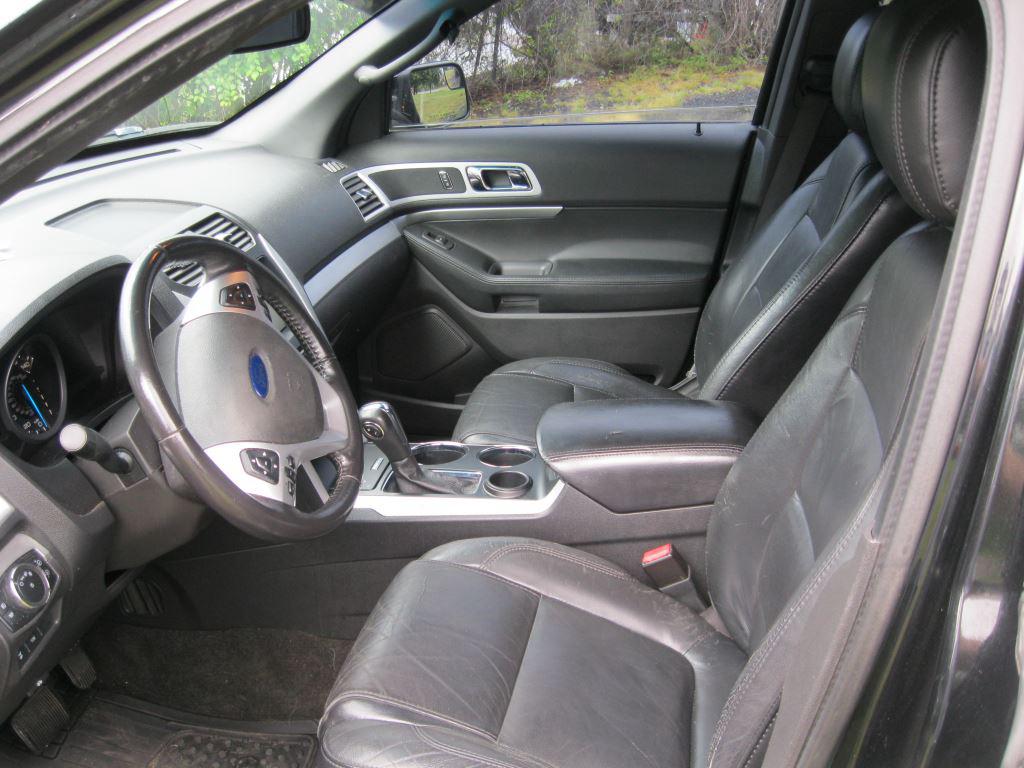 2012 Ford Explorer XLT photo