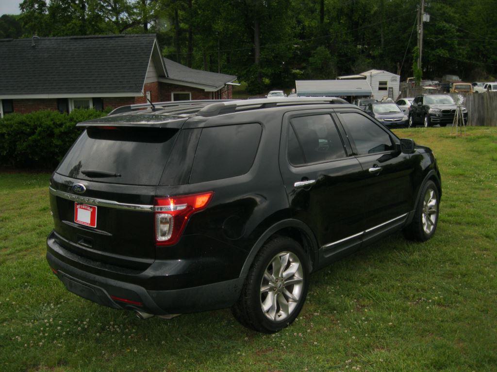 2012 Ford Explorer XLT photo