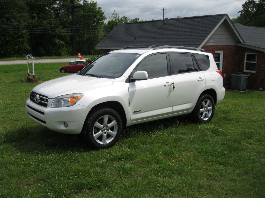 2007 Toyota RAV4 Limited photo