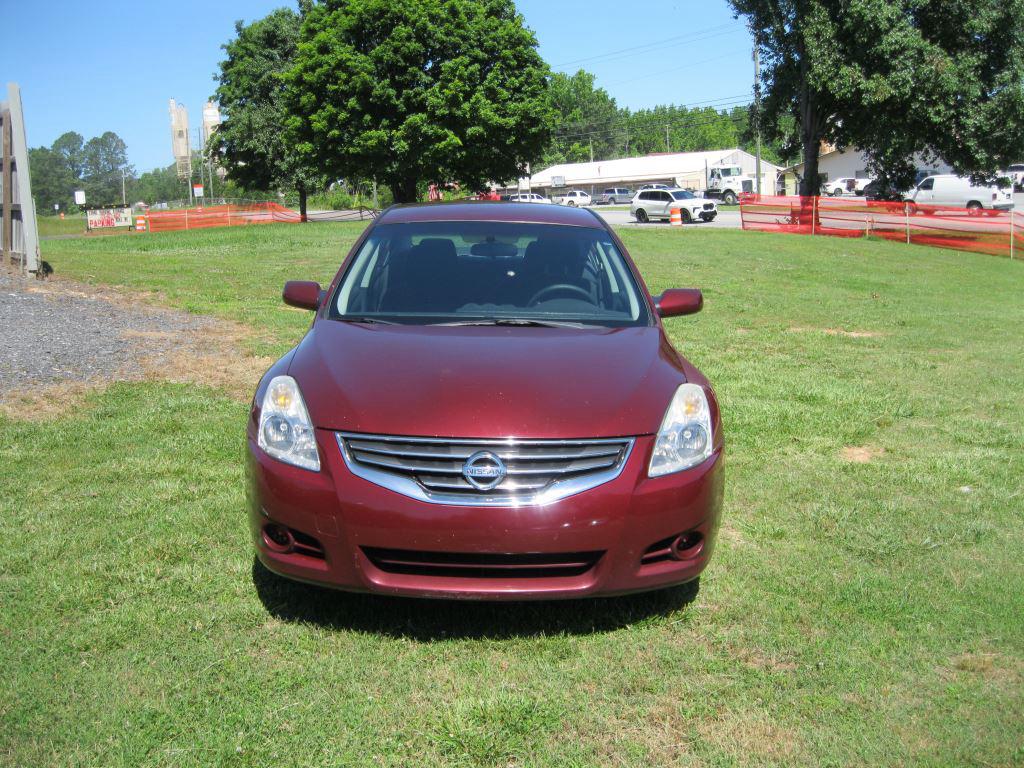 2011 Nissan Altima 2.5 photo