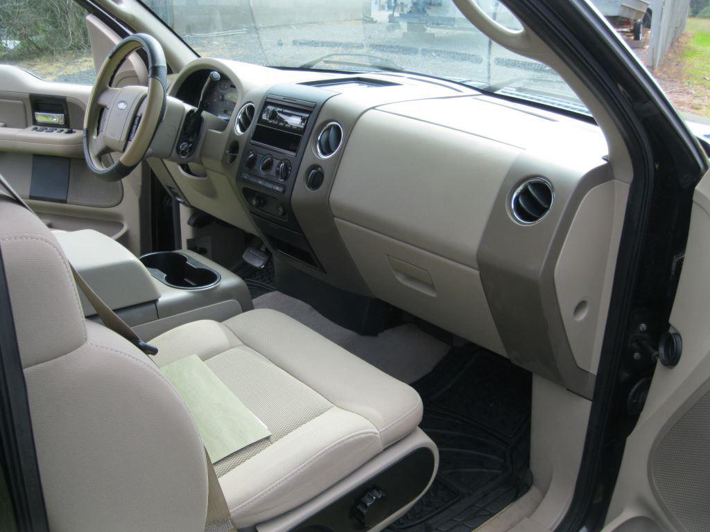 2005 Ford F-150 STX photo