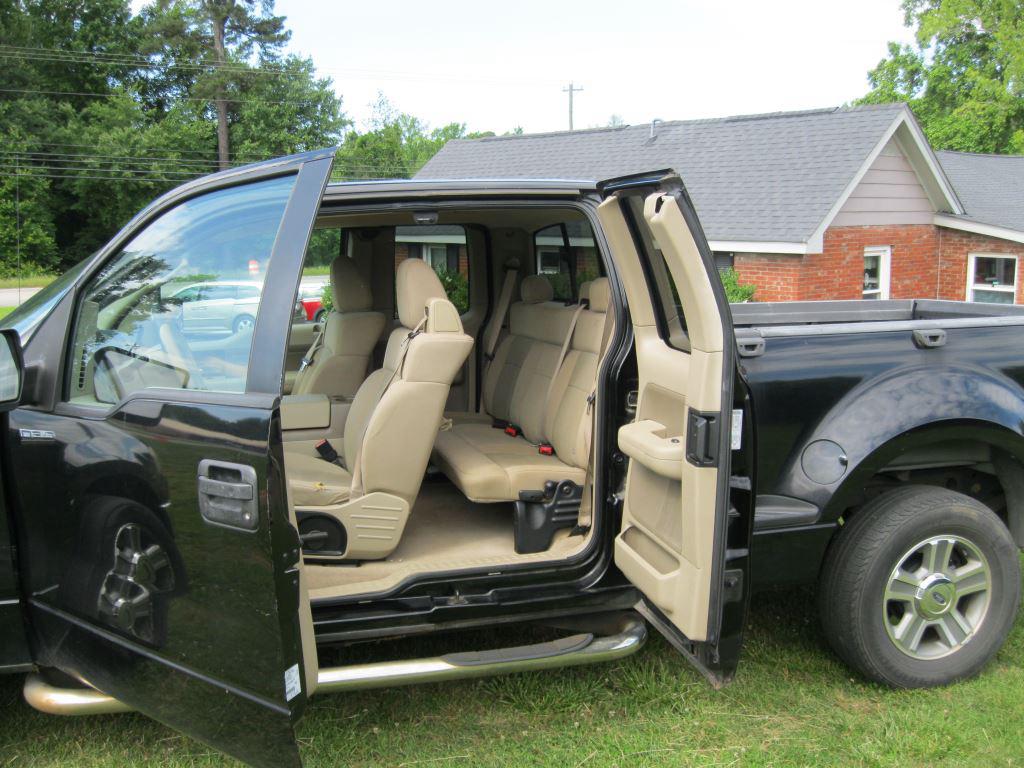 2005 Ford F-150 STX photo
