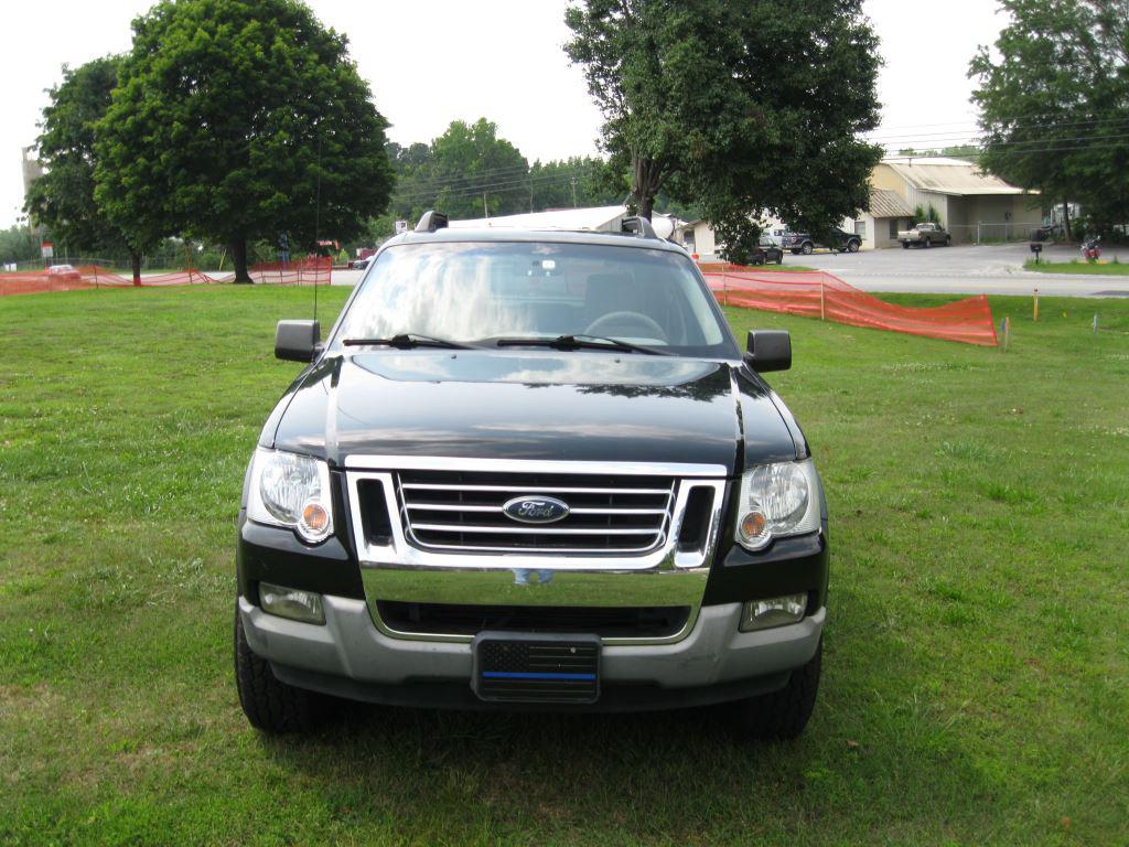 2007 Ford Explorer Sport Trac XLT photo