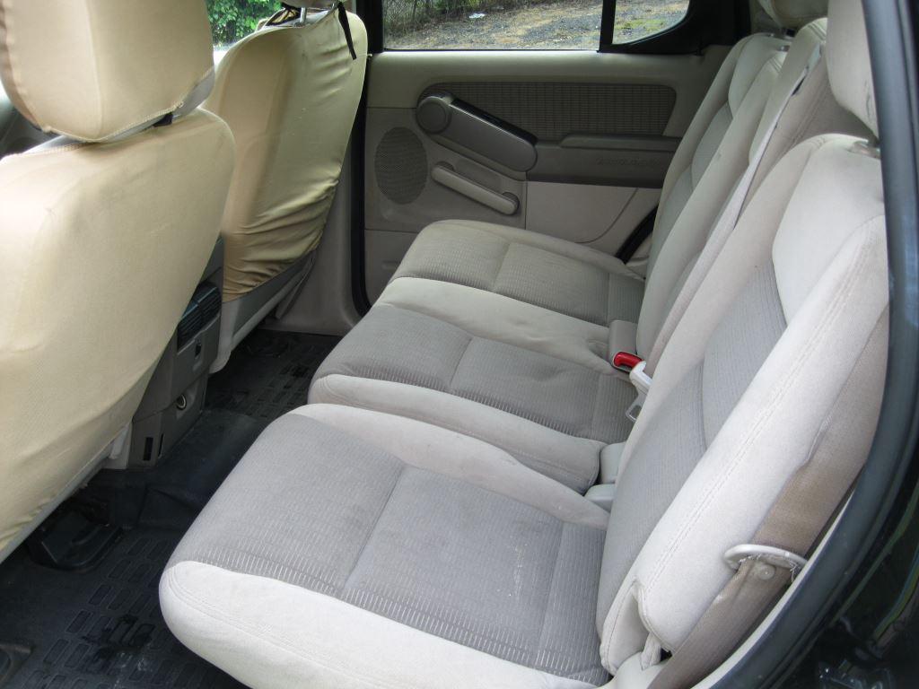 2007 Ford Explorer Sport Trac XLT photo
