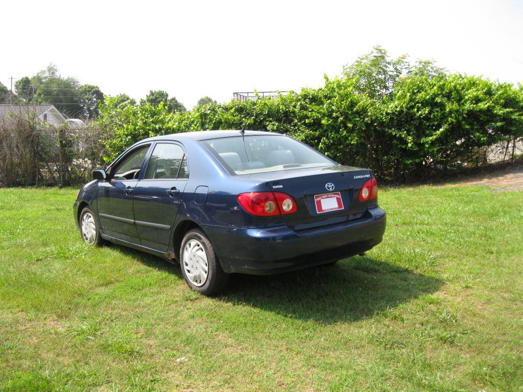 2006 Toyota Corolla CE photo