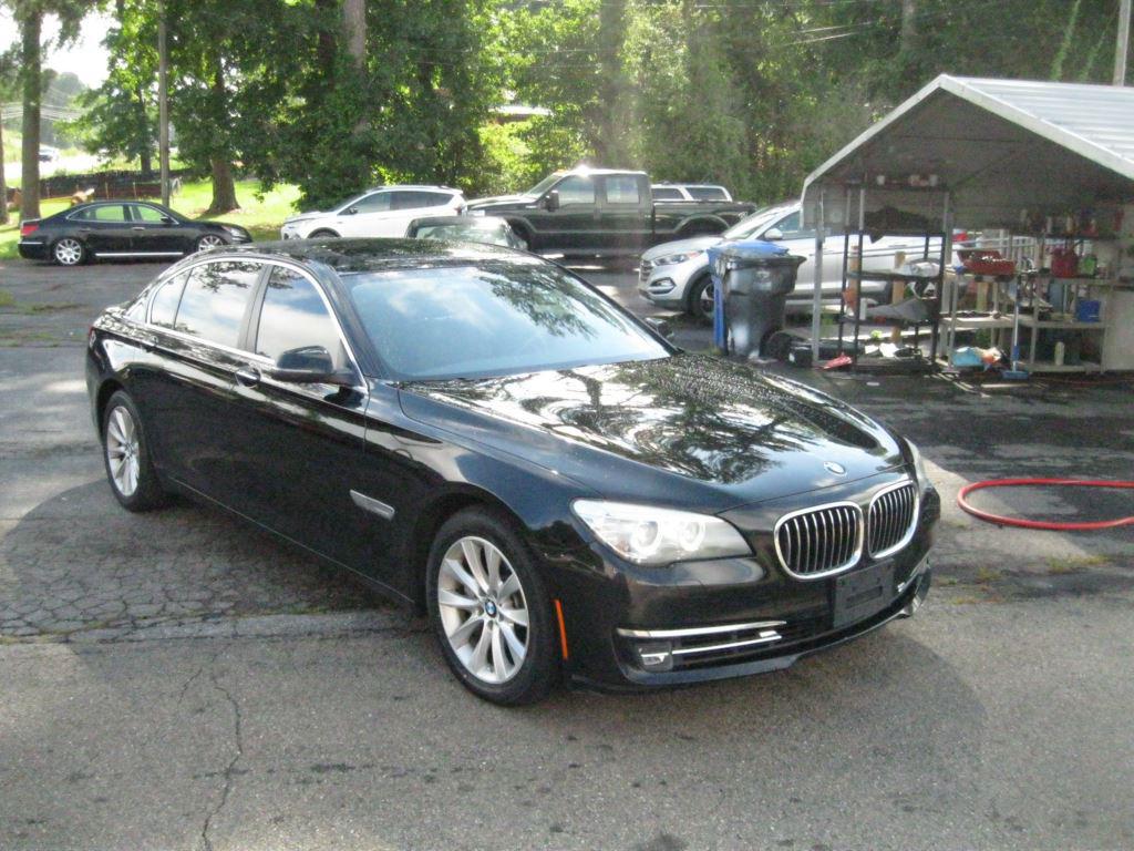 2013 BMW 7 Series 740Li xDrive