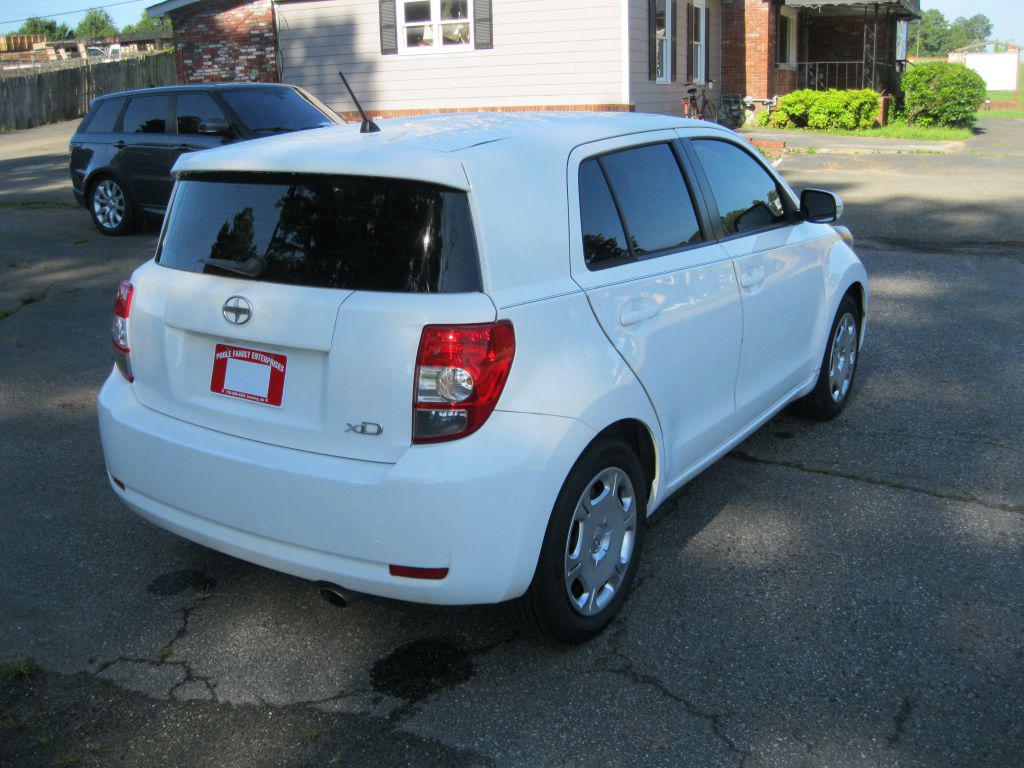 2013 Toyota Scion Xd - $3,475