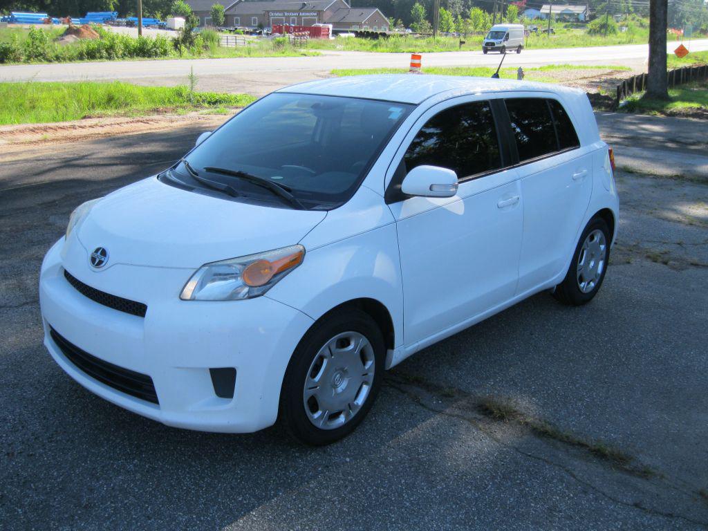 2013 Toyota Scion Xd - $3,475