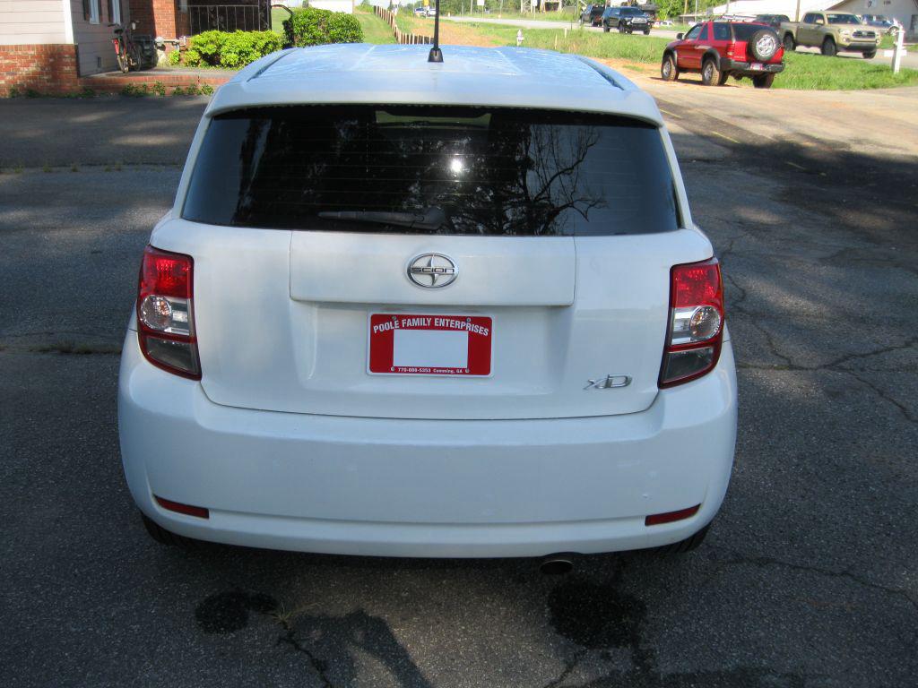 2013 Toyota Scion Xd - $3,475
