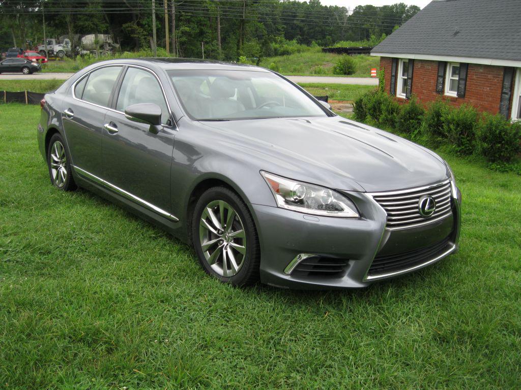 2015 Lexus LS - $19,995
