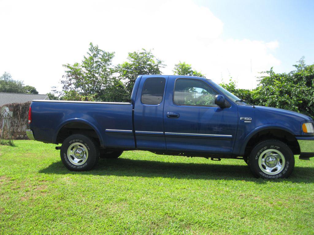 1998 Ford F-150 - $5,375