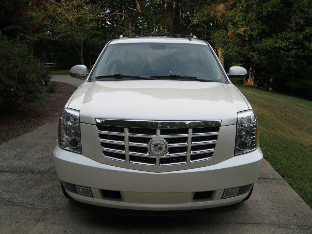 2011 Cadillac Escalade - $5,975