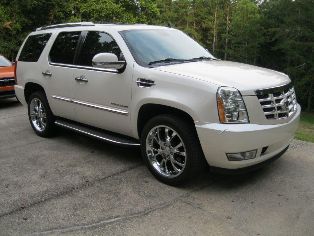 2011 Cadillac Escalade - $5,975