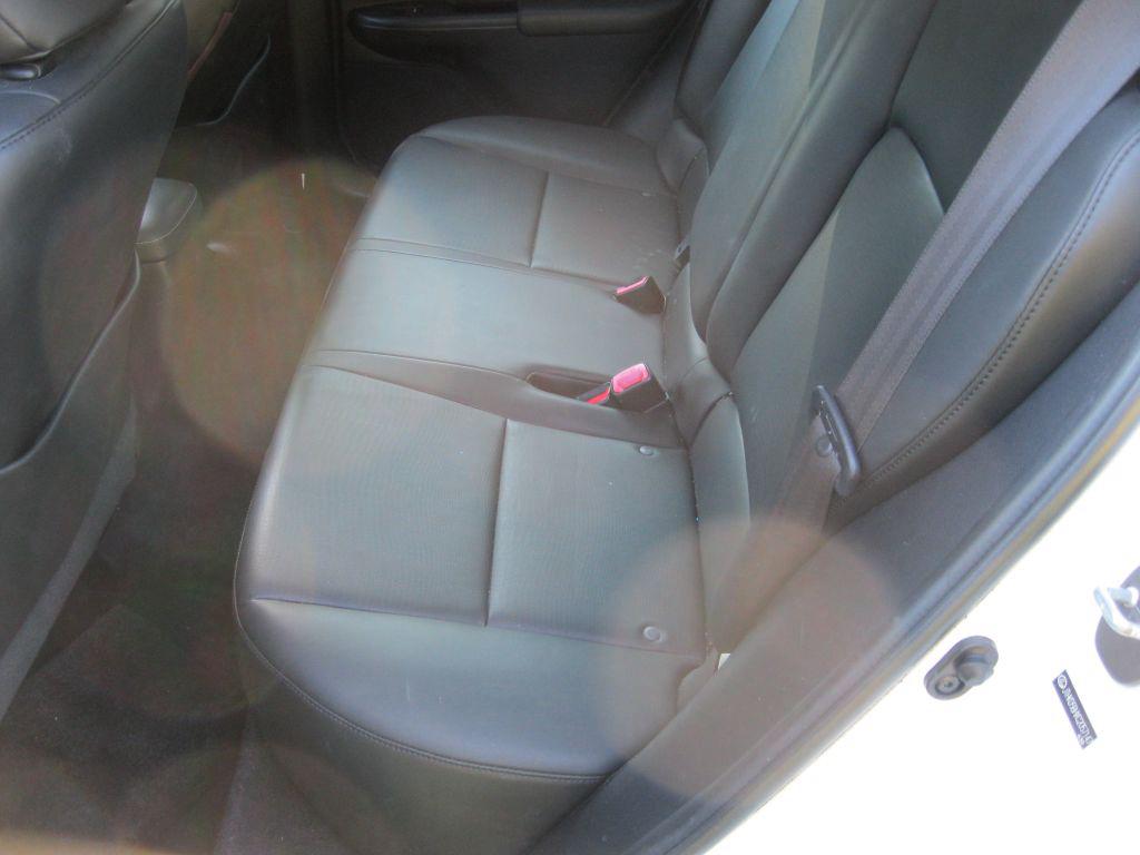 2012 Lexus CT - $5,975