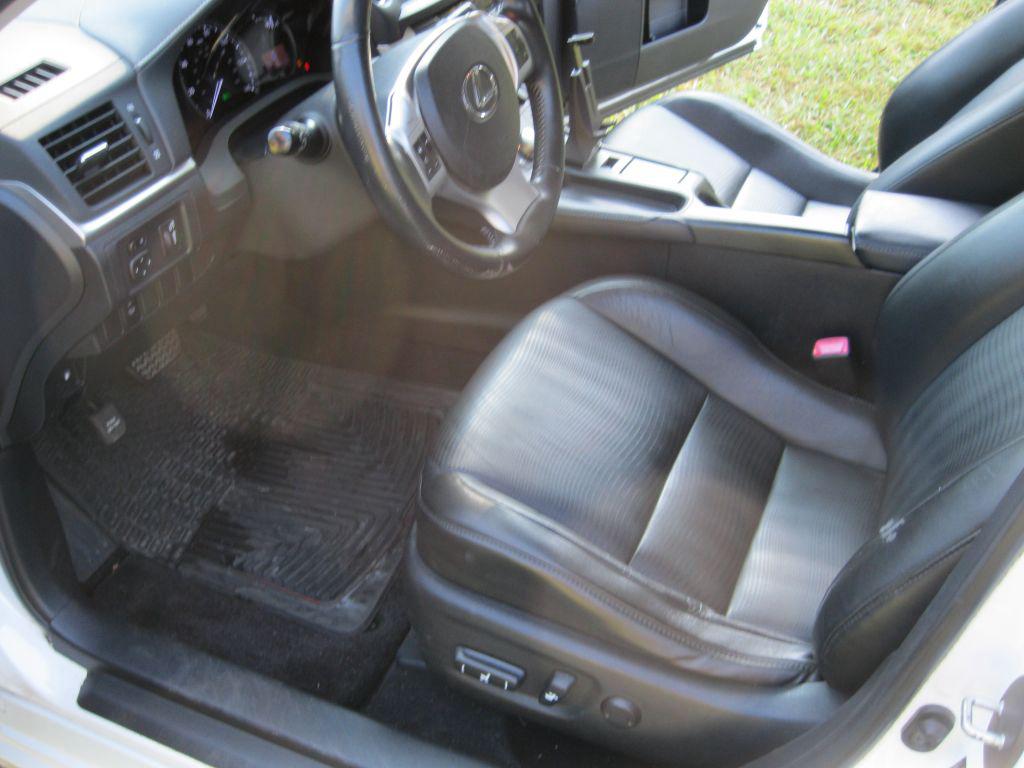 2012 Lexus CT - $5,975