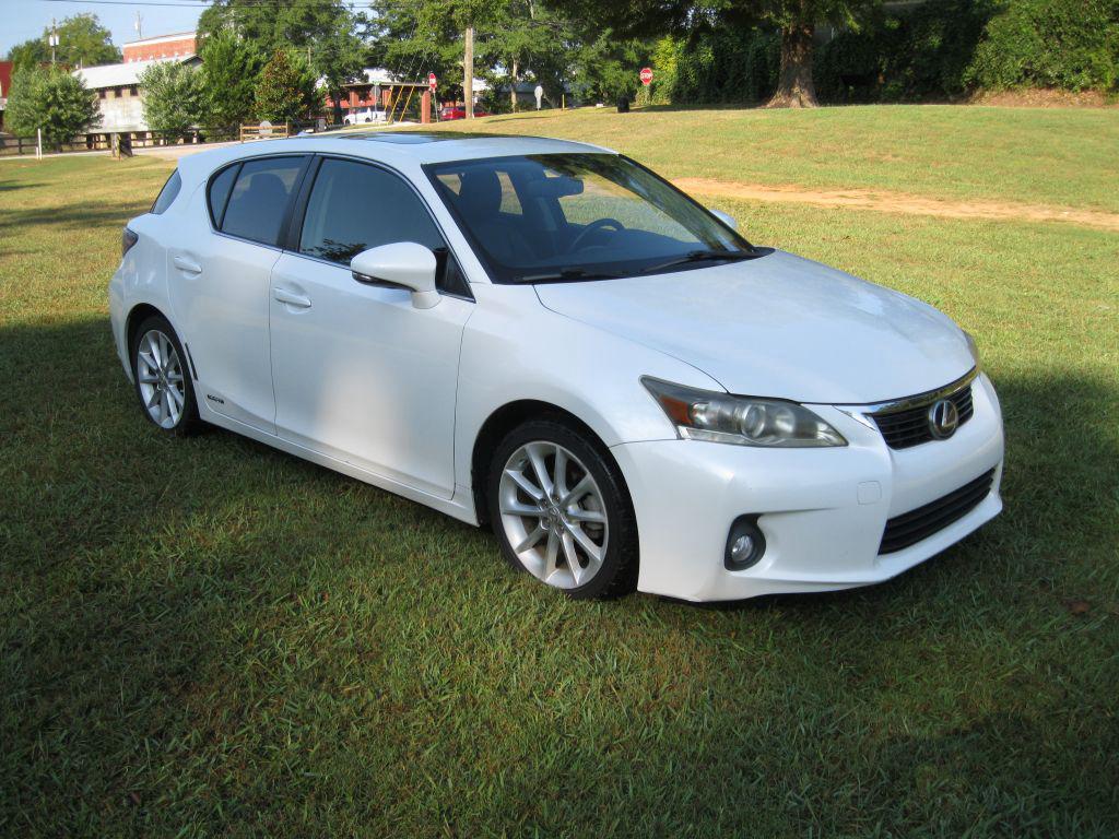 2012 Lexus CT - $5,975