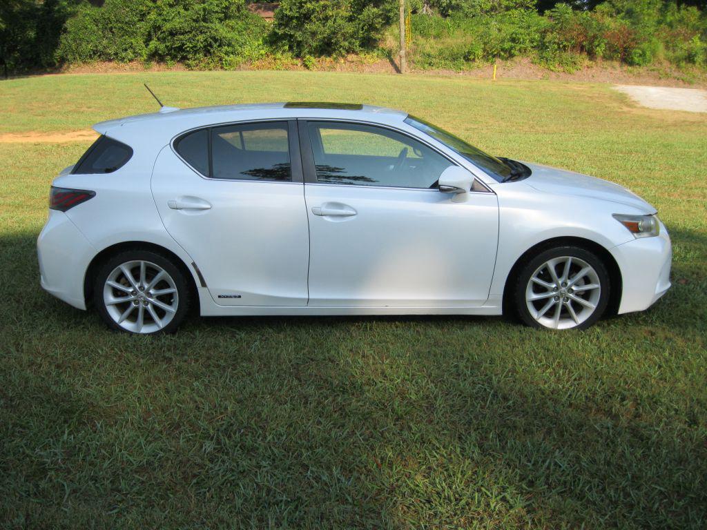 2012 Lexus CT - $5,975