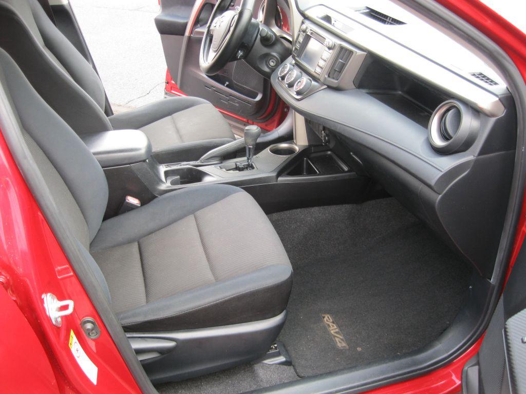 2015 Toyota RAV4 - $9,300
