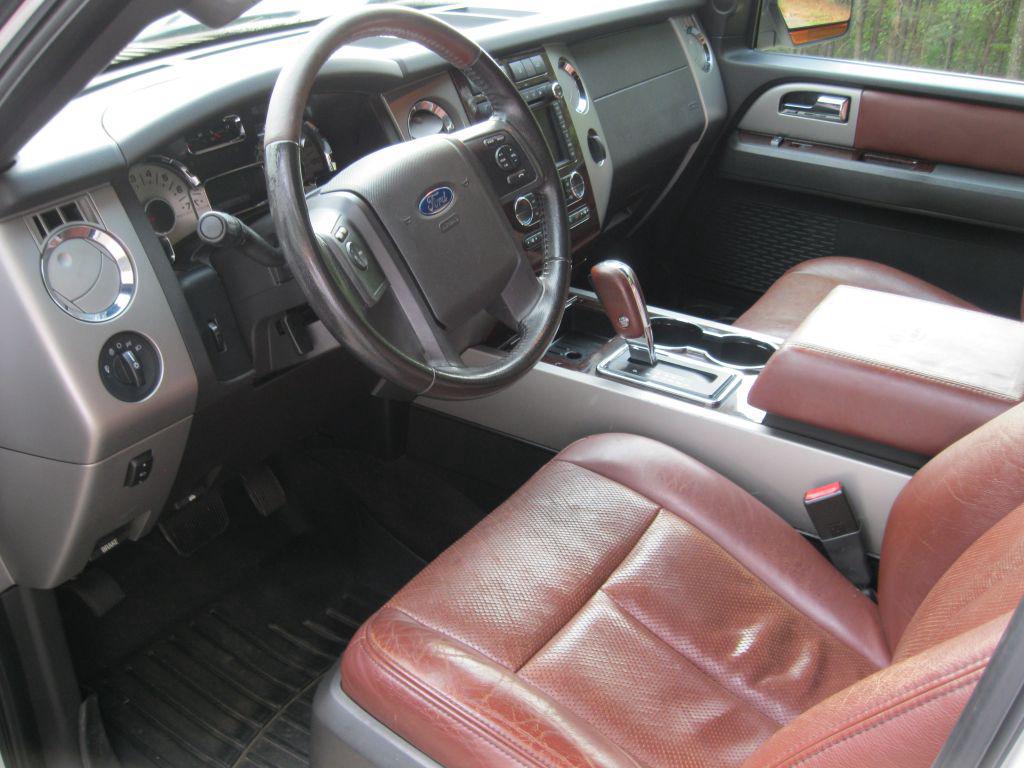 2013 Ford Expedition - $7,575