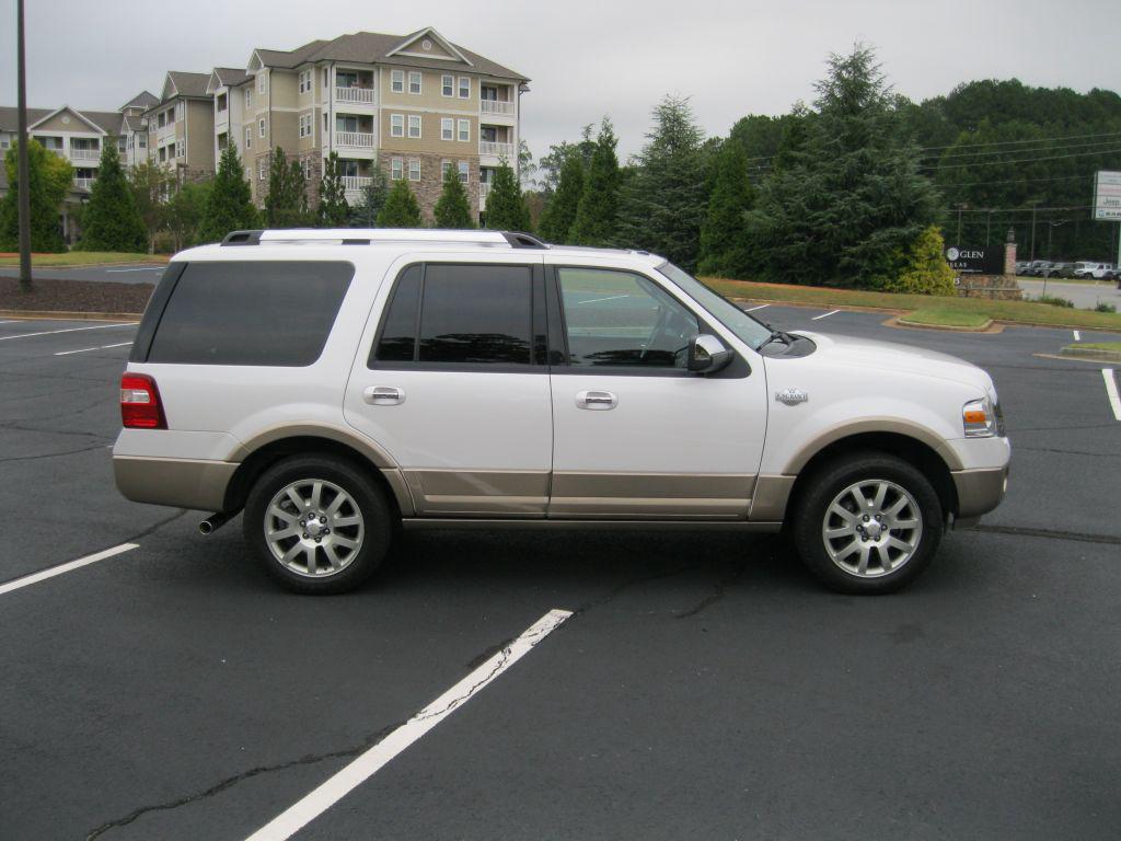 2013 Ford Expedition - $7,575
