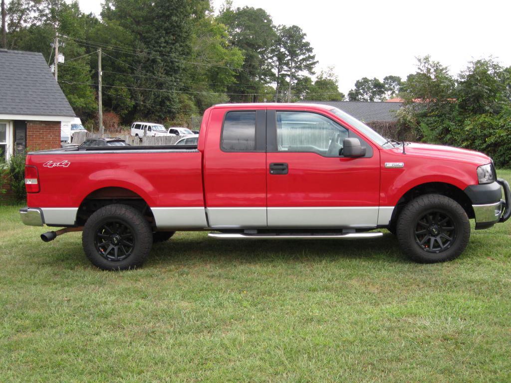 2005 Ford F-150 - $4,775
