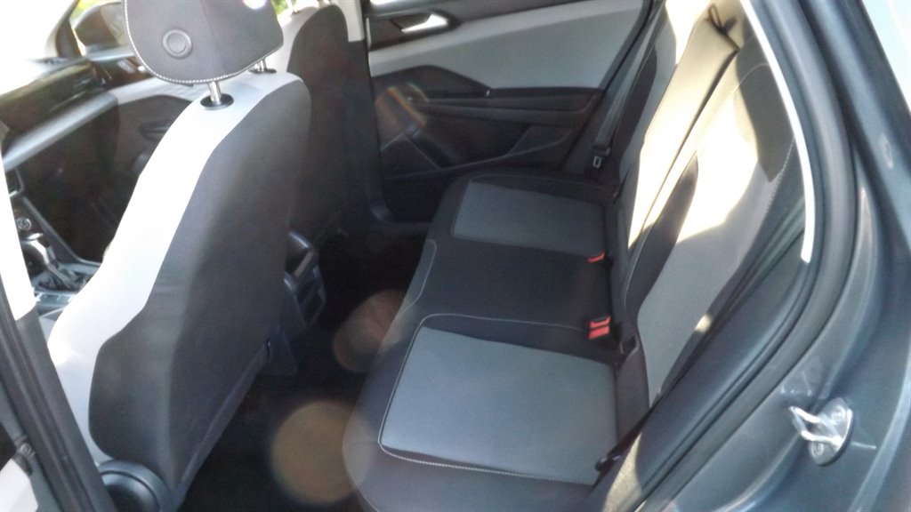 2022 Volkswagen Taos - $18,995