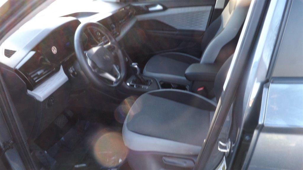 2022 Volkswagen Taos - $18,995