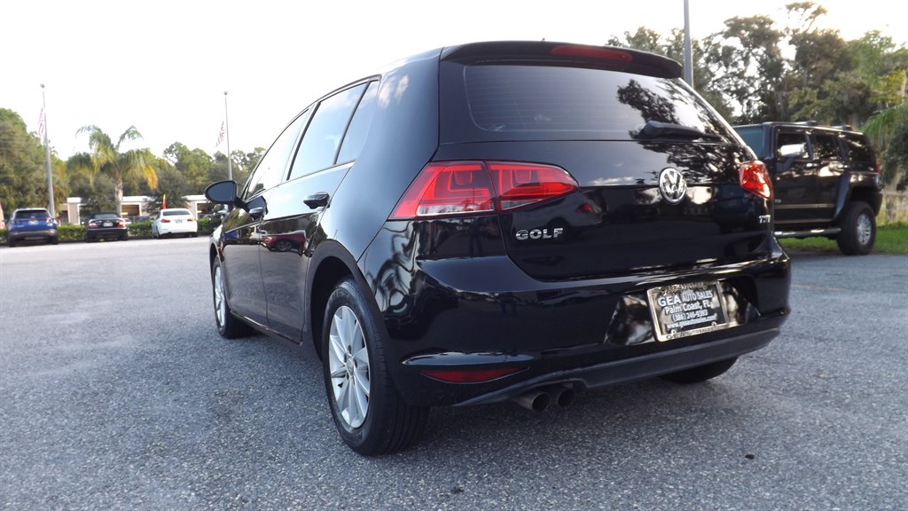 2016 Volkswagen Golf - $8,995
