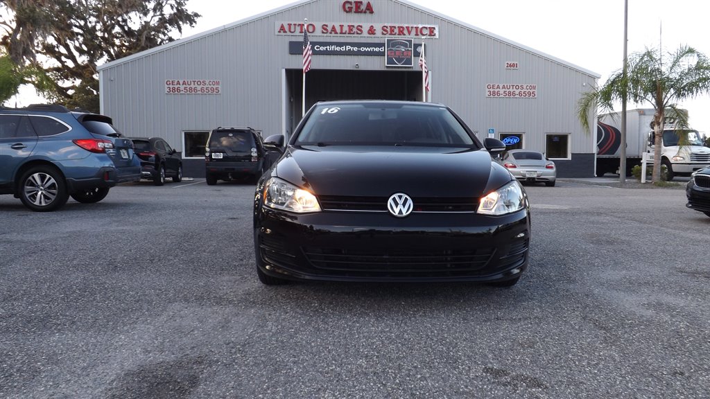 2016 Volkswagen Golf - $8,995